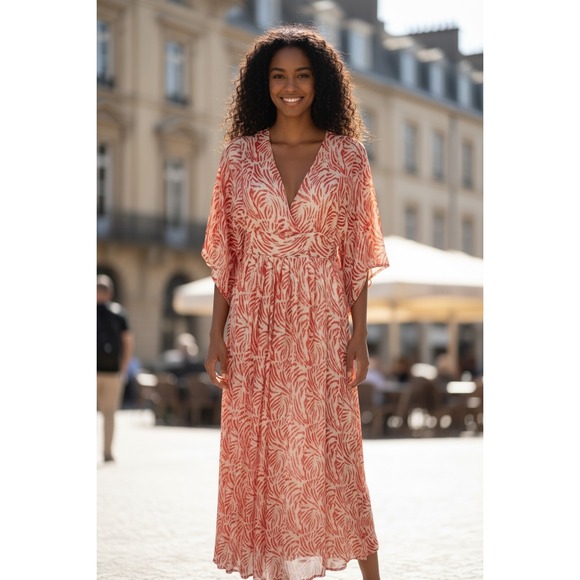 LA PLAGE Dresses & Skirts - La Plage Jaipur Maxi Dress Women's Size S Red Print Kimono Sleeve V Neck